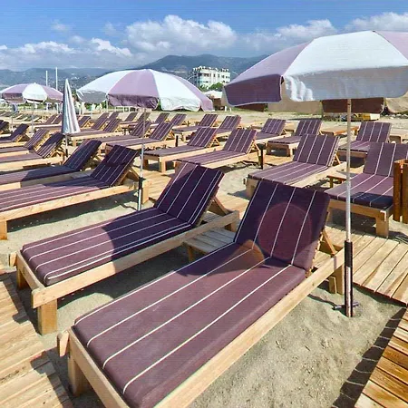 Monte Carlo Отель