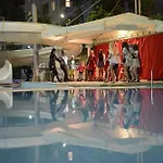 מלון Monte Carlo 4*