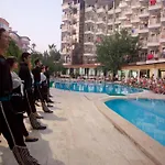 מלון Monte Carlo 4*